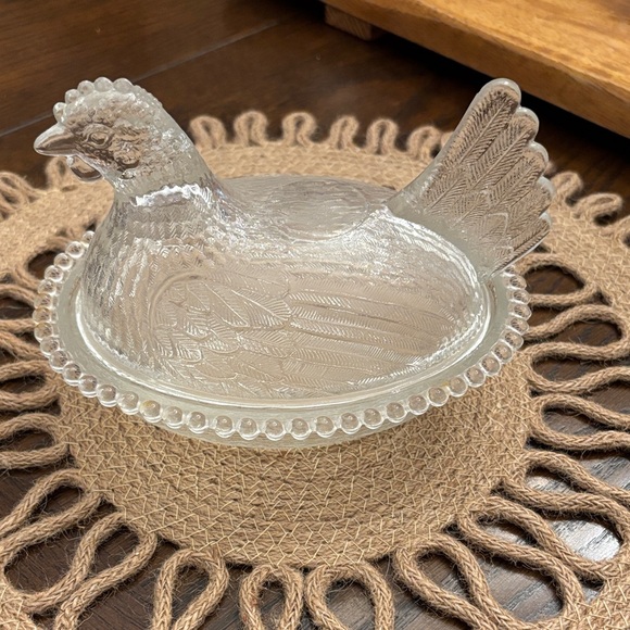 Vintage Indiana Clear Glass Hen On Nest